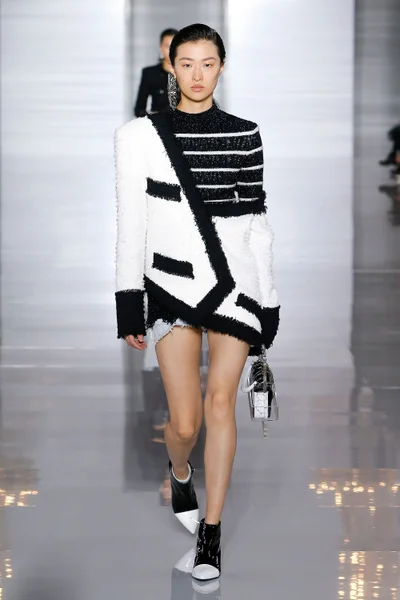 Look 61